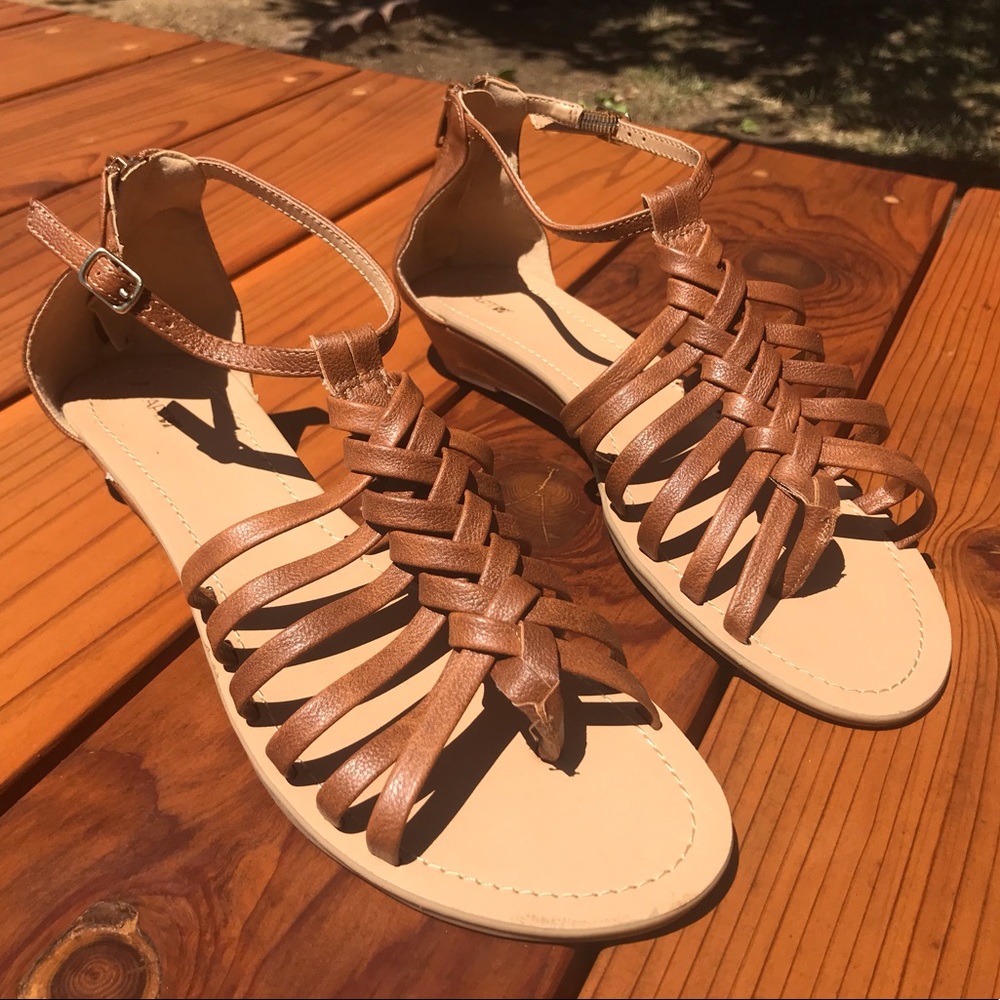 APT.6 Cute Summer Sandals